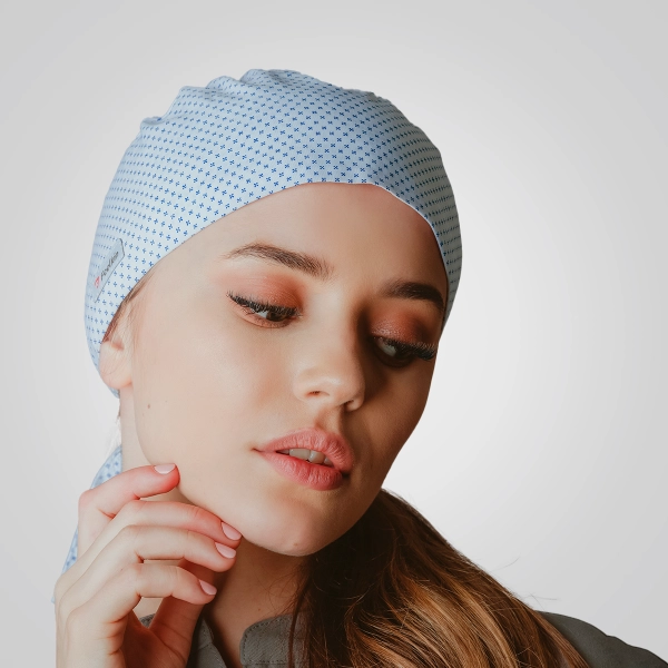 Bonetă medicală print alb 2 de damă