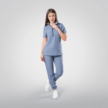 Costum medical bleu de damă Leia