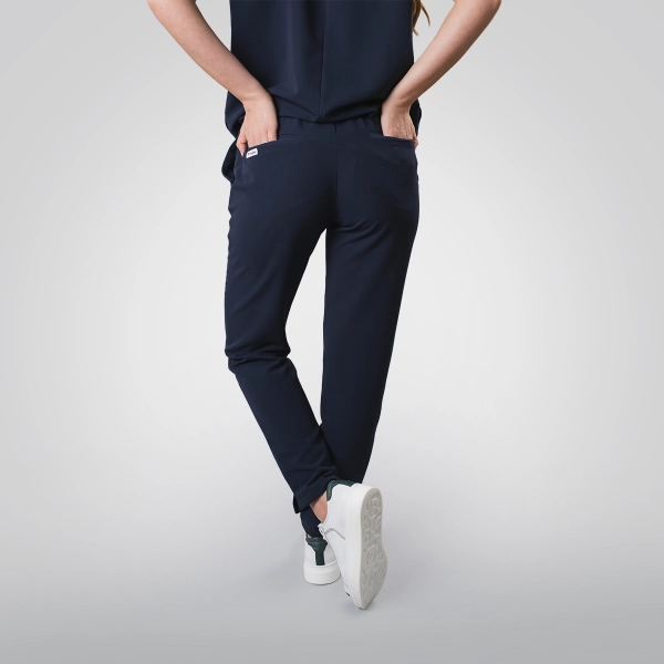 Pantaloni medicali bleumarin de damă Crumpler