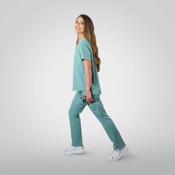 Costum medical verde de damă Cutzarida