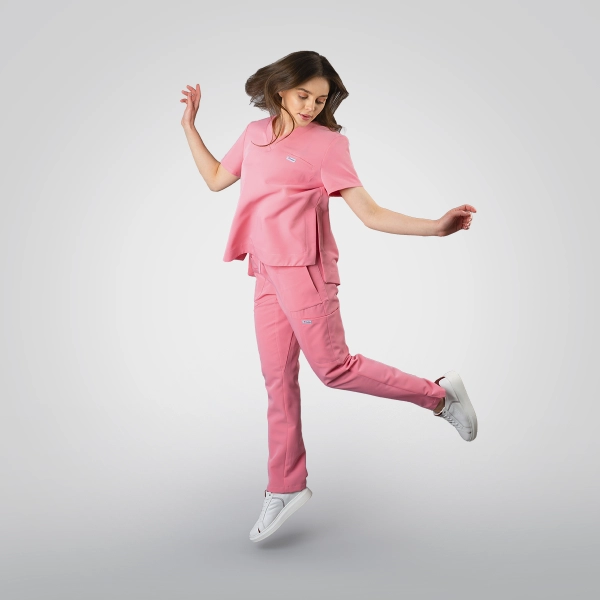 Costum medical roz de damă Cutzarida