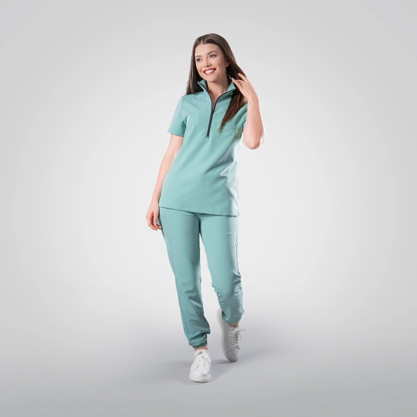 Costum medical verde de damă Leia