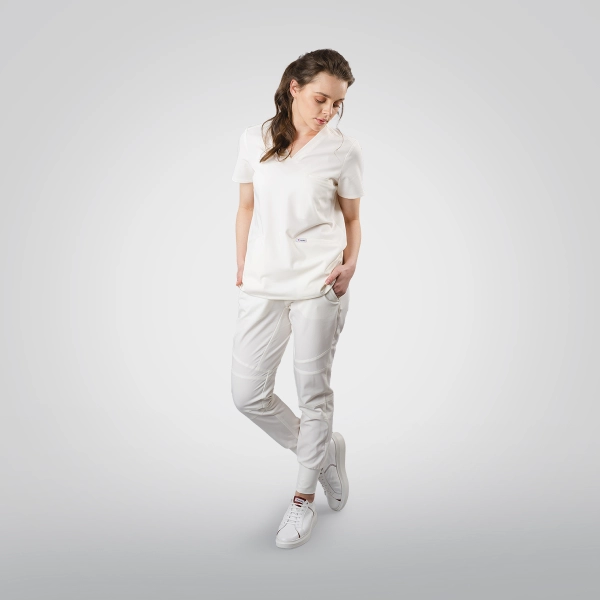 Costum medical alb de damă Okami