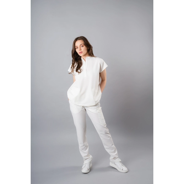 Pantaloni medicali albi de damă Chieu